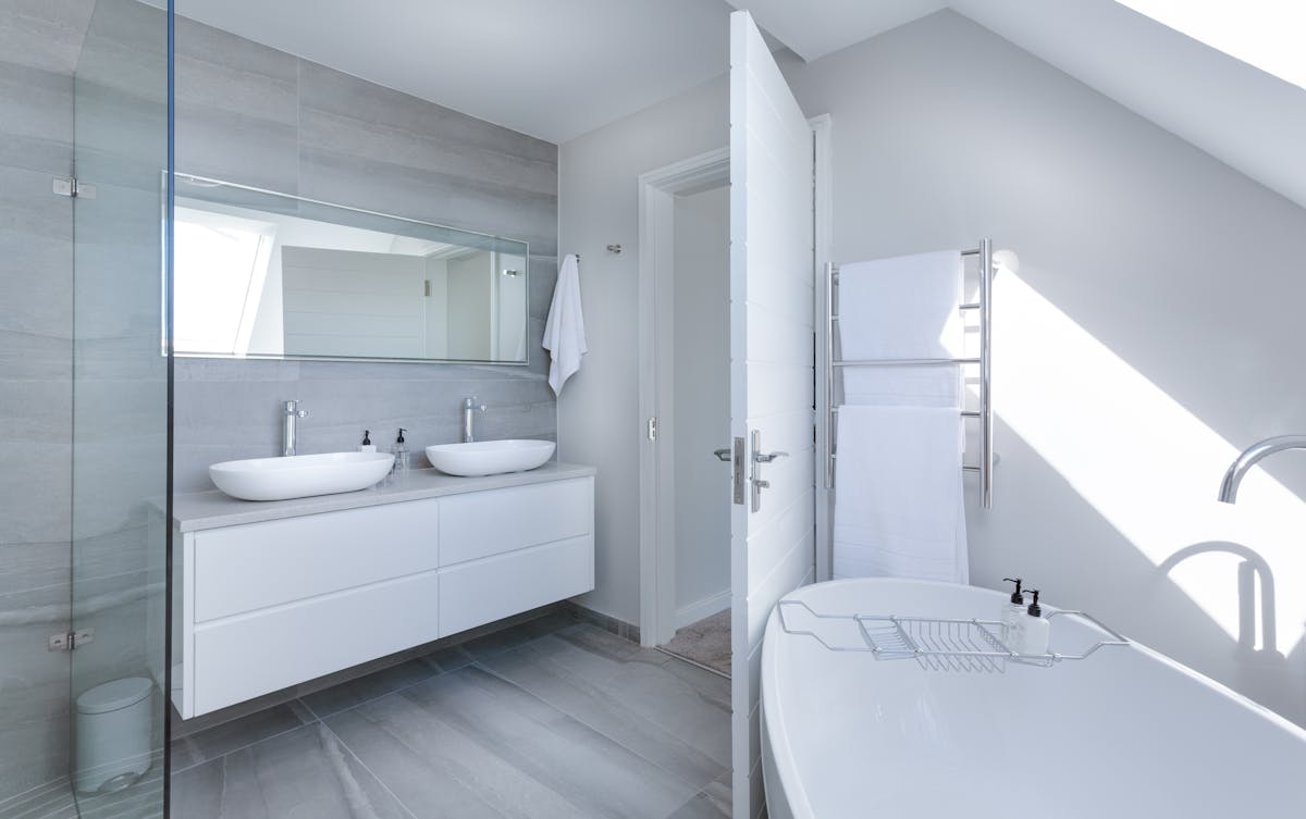 How to Unblock a Shower Drain Without a Plumber